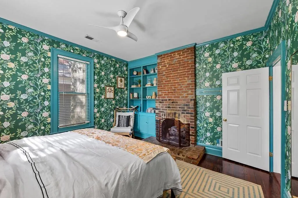 Large Historical Home W/ Fire Pit, Chef Kitchen. Memphis 0*,